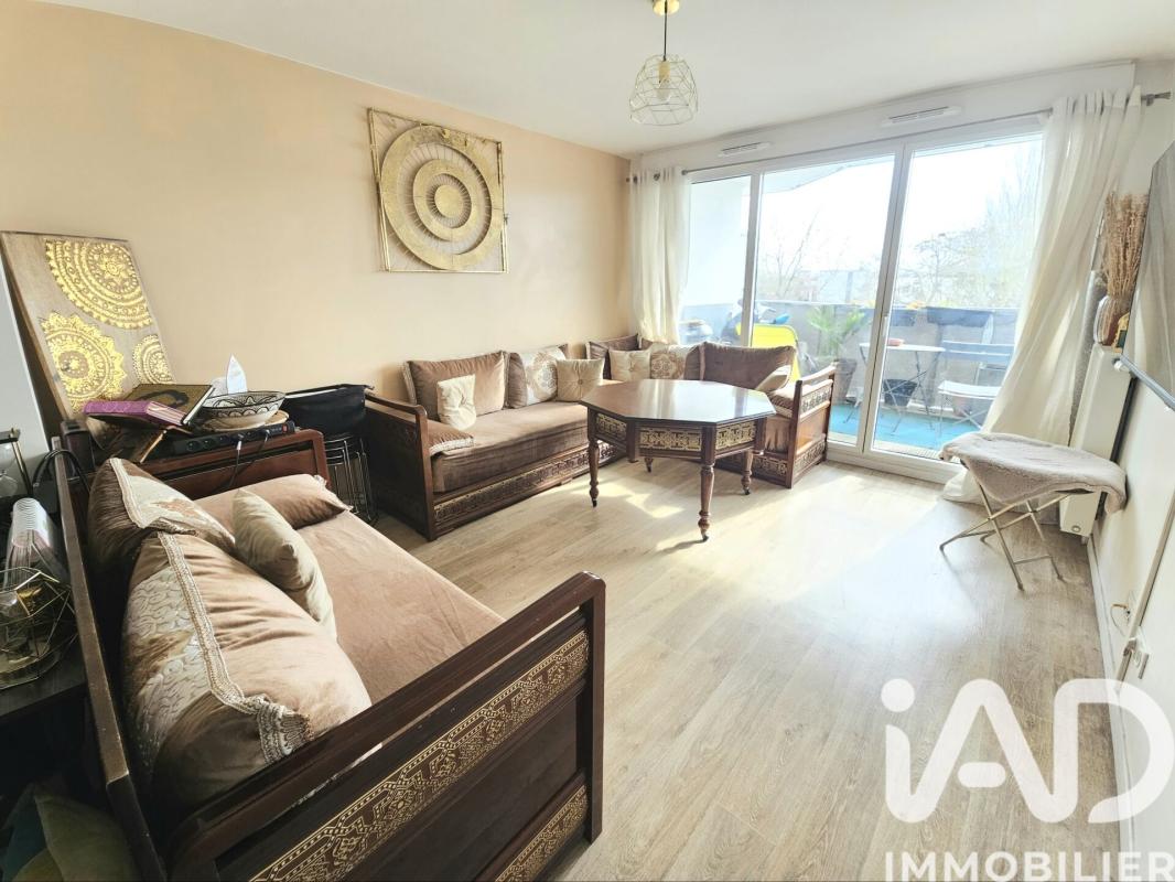 Appartement 3 Pièce(s) La Courneuve