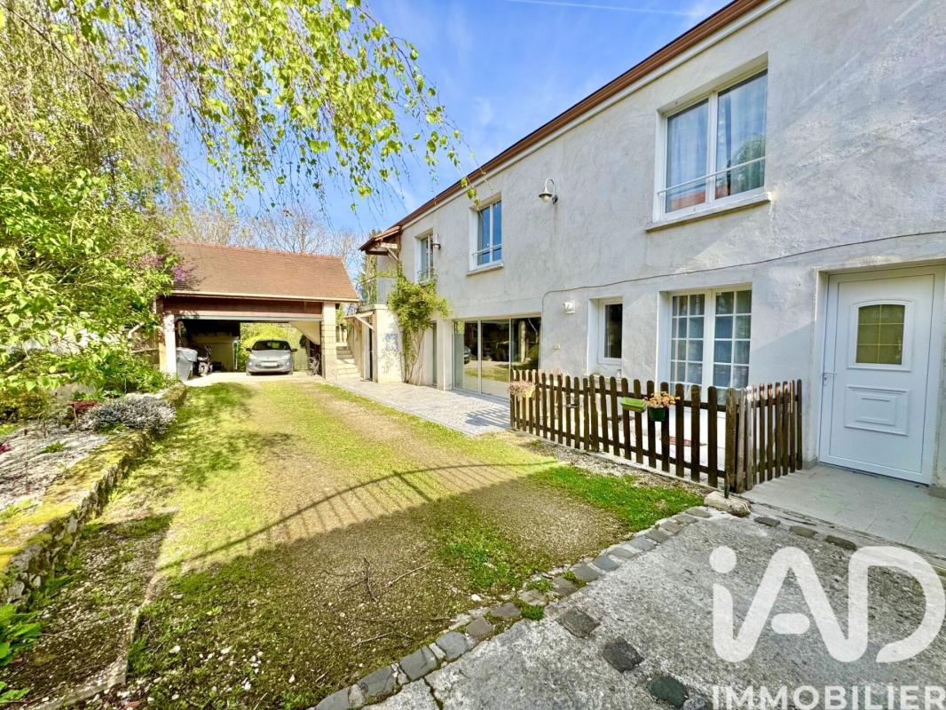 Maison 9 Pièce(s) Villiers-sur-Morin