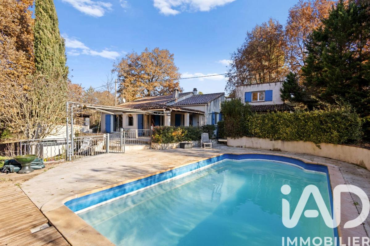 Maison 5 Pièce(s) Jouques