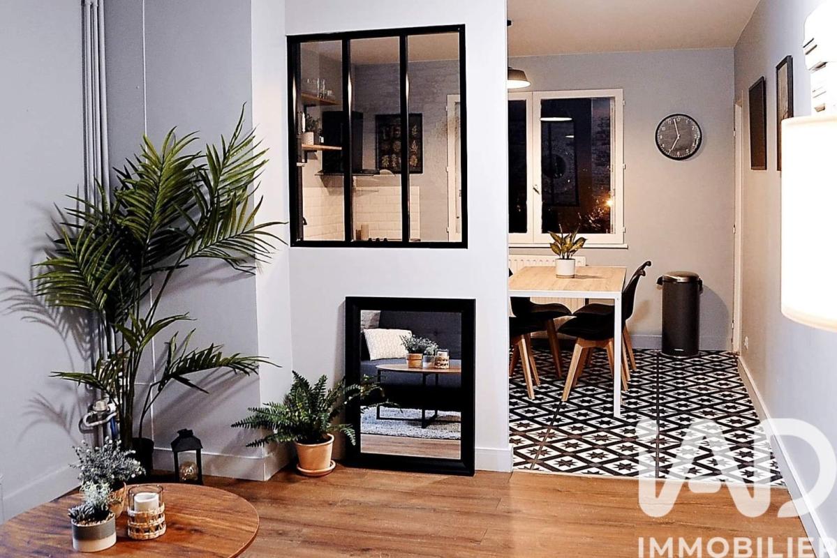 Appartement 5 Pièce(s) Janvry