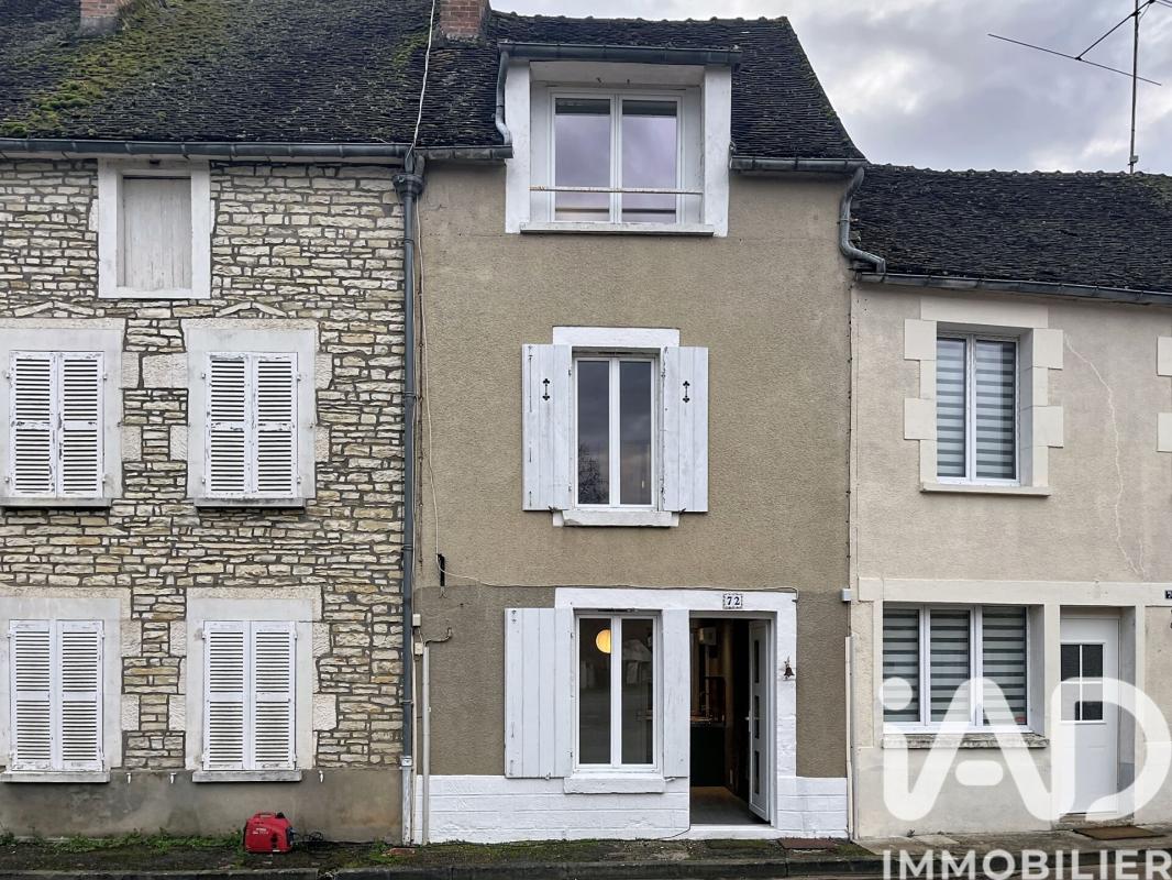 Maison de village 3 Pièce(s) Bessy-sur-Cure