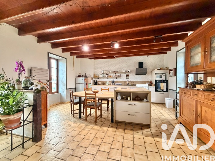 Maison traditionnelle 5 Pièce(s) Antigny