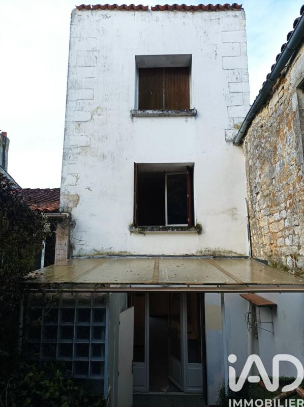 Maison 4 Pièce(s) Taillebourg