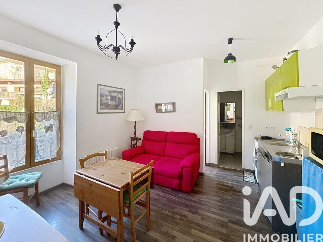 Appartement 3 Pièce(s) Saint-Martin-Vésubie