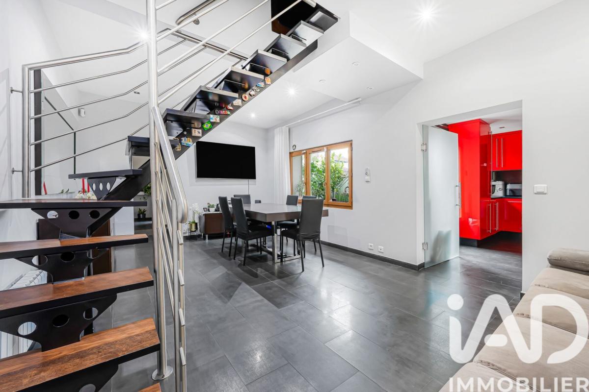 Maison de ville 7 Pièce(s) Ivry-sur-Seine