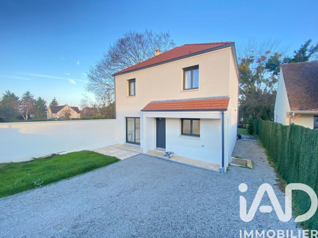 Maison 5 Pièce(s) Férolles-Attilly