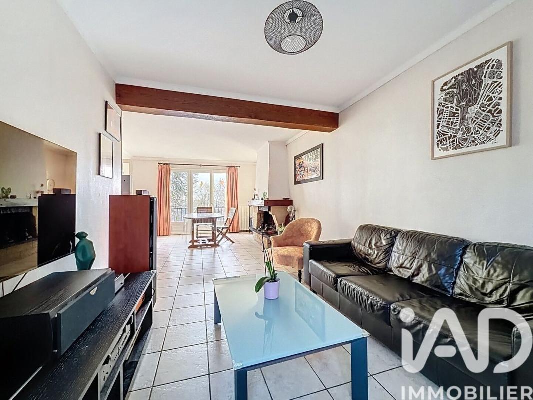 Maison traditionnelle 5 Pièce(s) Boussy-Saint-Antoine