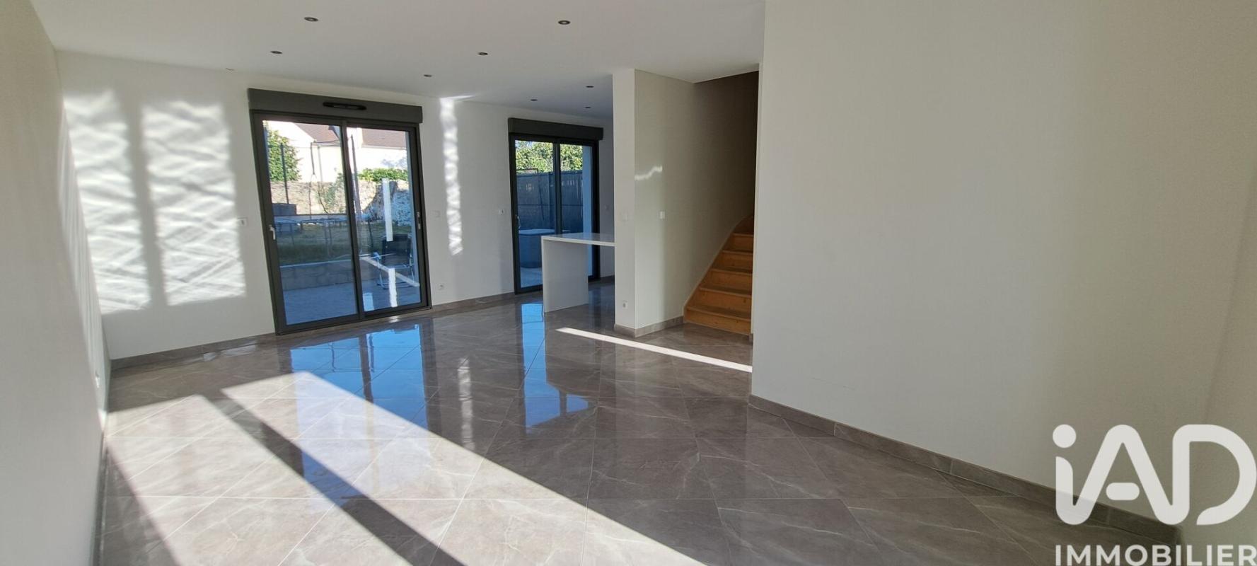 Maison 6 Pièce(s) Courdimanche