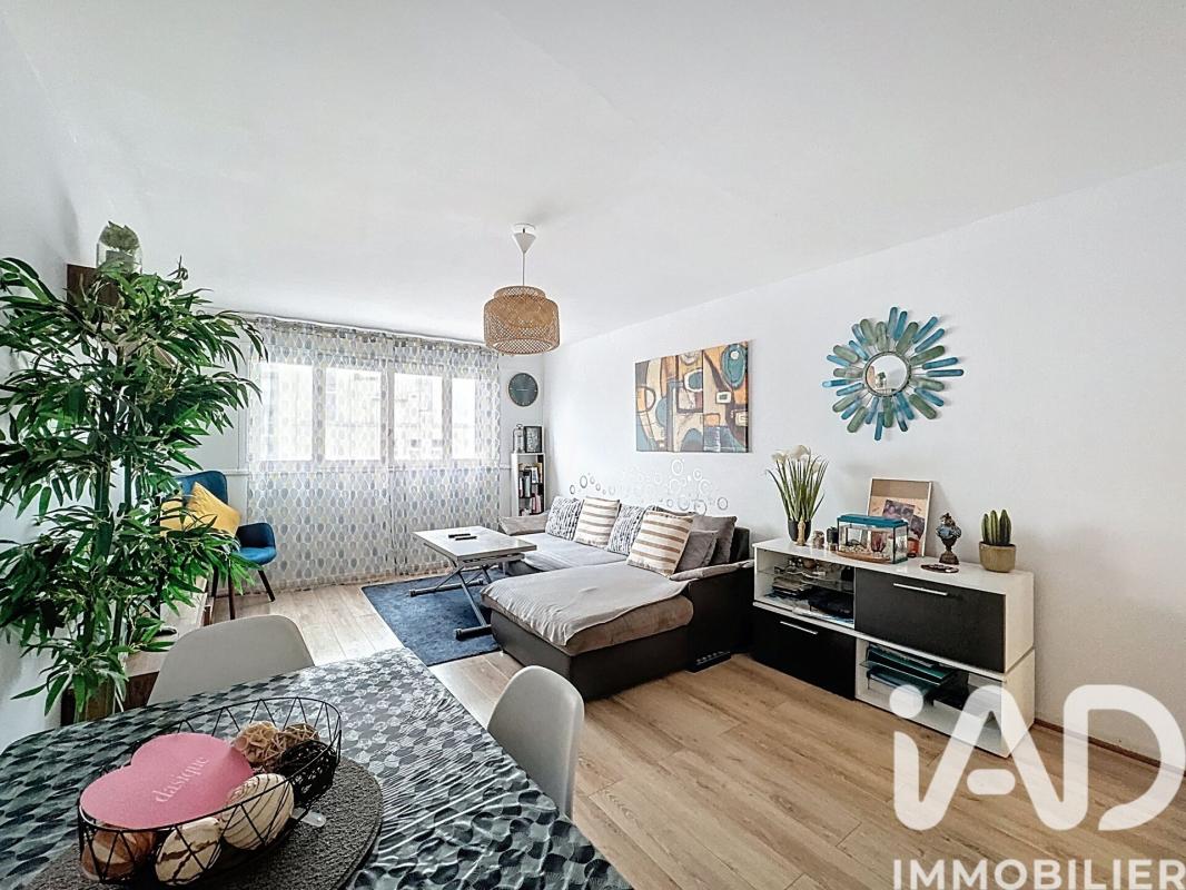 Appartement 4 Pièce(s) Villeneuve-la-Garenne