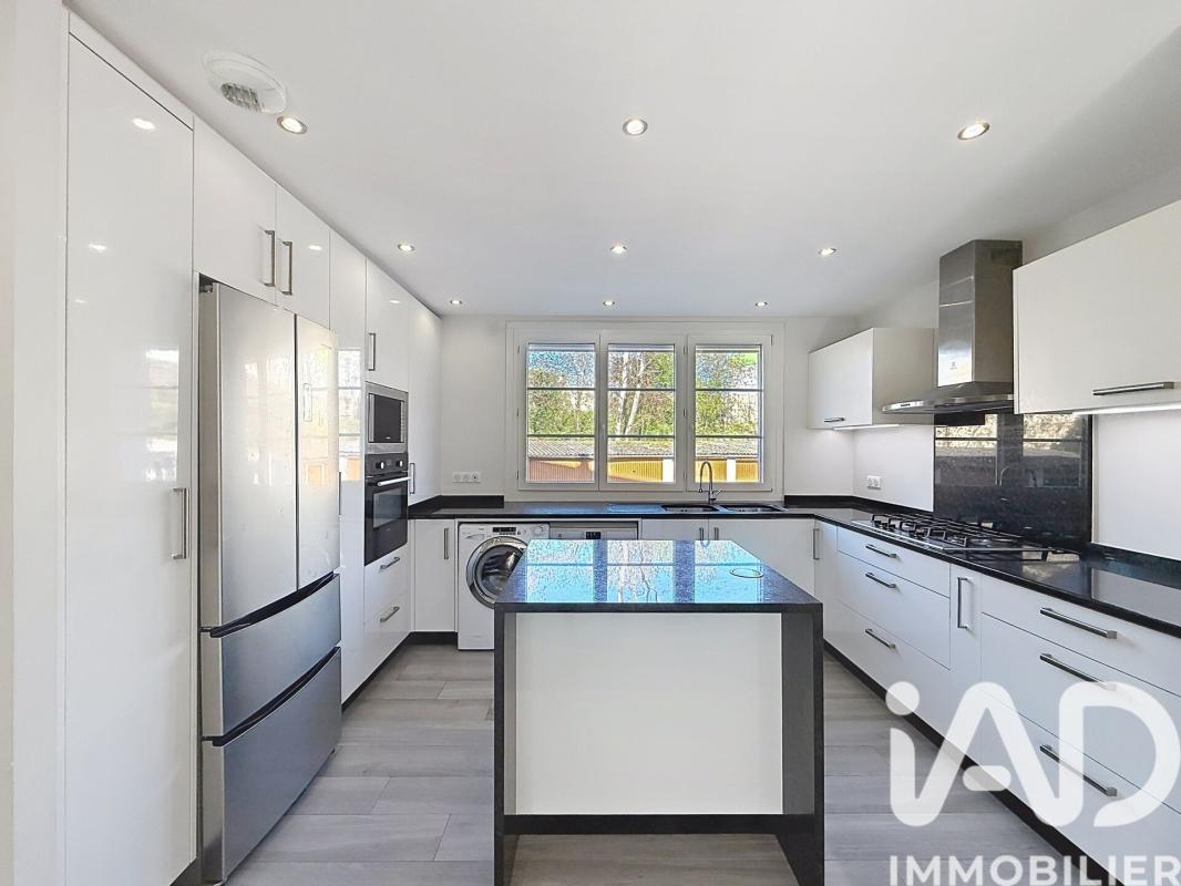 Appartement 4 Pièce(s) Nanterre