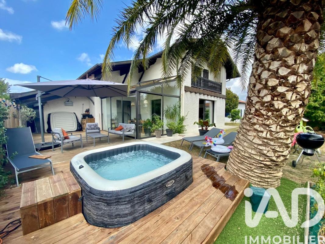 Maison 7 Pièce(s) Anglet