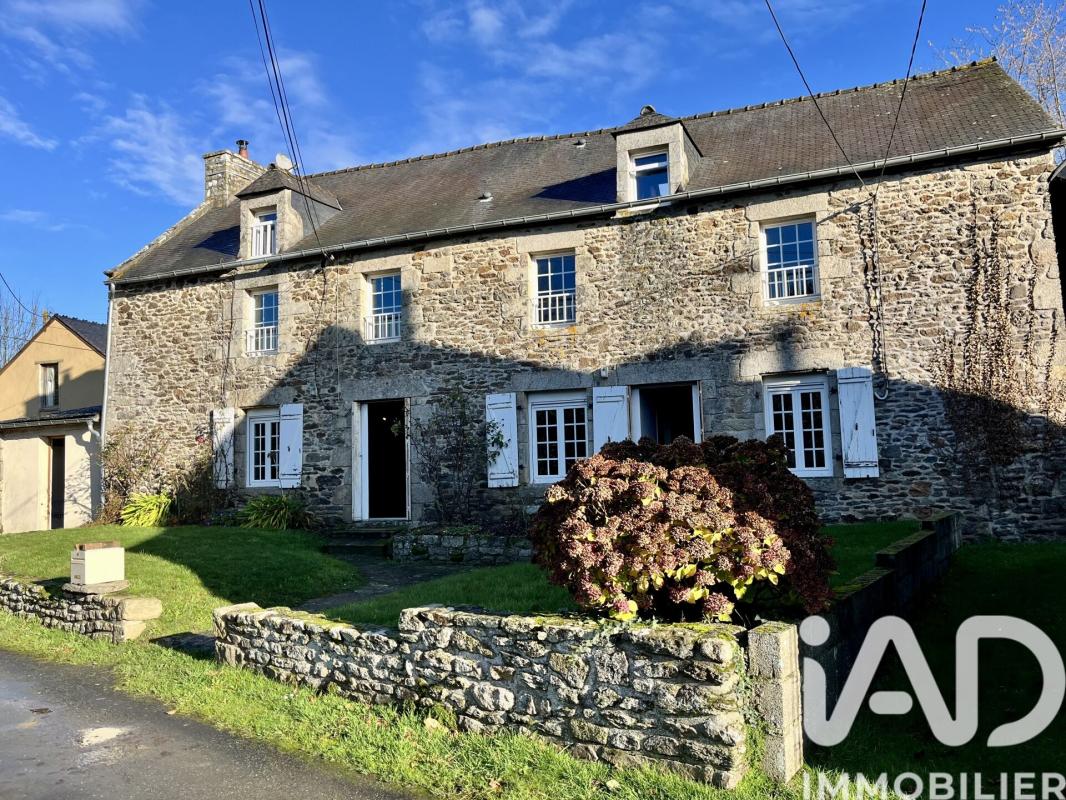 Maison 8 Pièce(s) Corseul