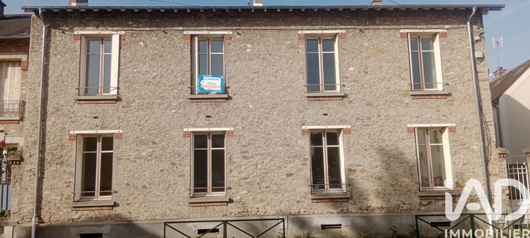 Maison de ville 9 Pièce(s) Rambouillet