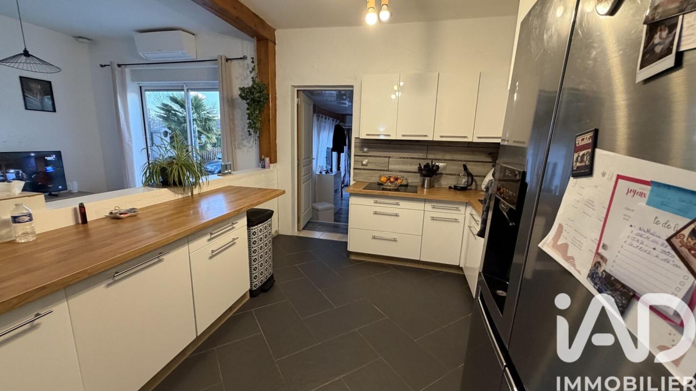 Maison traditionnelle 5 Pièce(s) Bourbon-Lancy