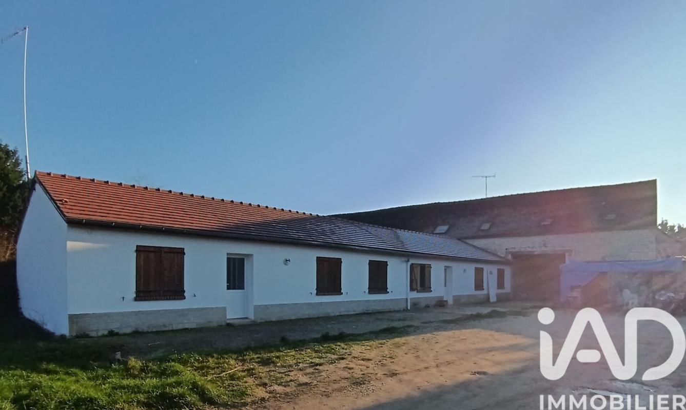 Immeuble  Épineau-les-Voves - Photo 1