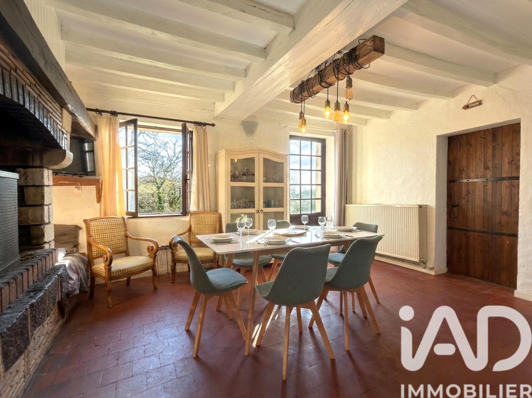 Maison 7 Pièce(s) Autheuil-Authouillet