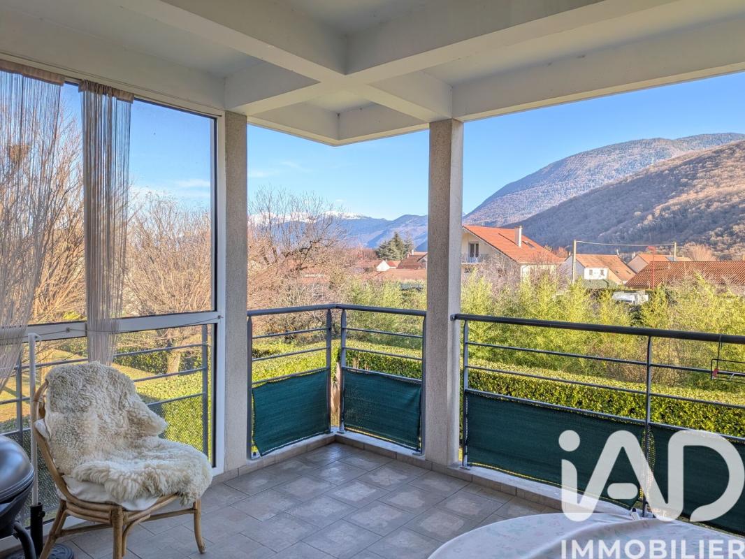 Appartement 4 Pièce(s) Vif