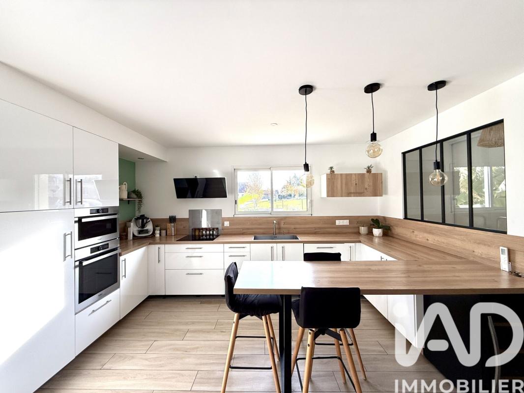 Maison 5 Pièce(s) Louhans