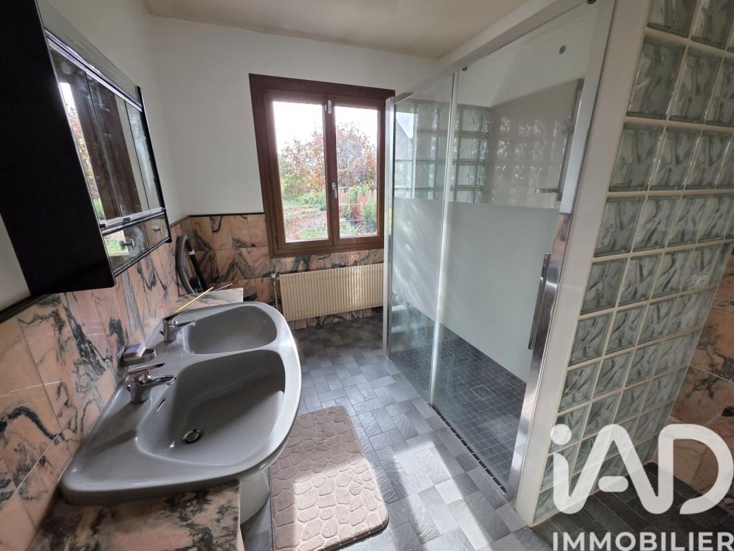 Maison 6 Pièce(s) Le Mesnil-Saint-Denis - Photo 7
