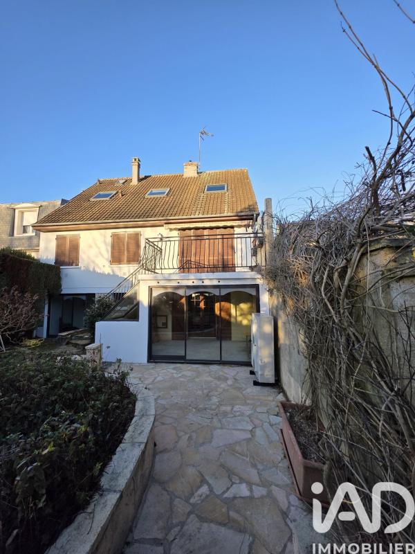 Maison 6 Pièce(s) Le Mesnil-Saint-Denis - Photo 15