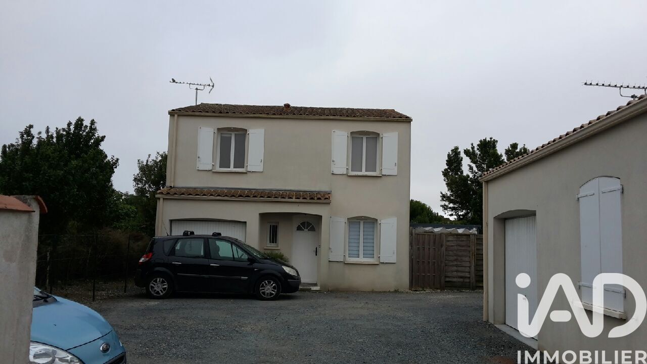 Maison traditionnelle 5 Pièce(s) Croix-Chapeau