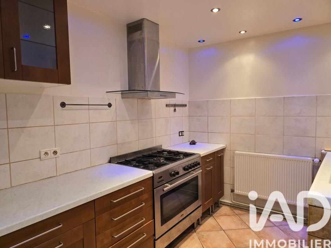 Maison de village 4 Pièce(s) Villiers-Saint-Georges