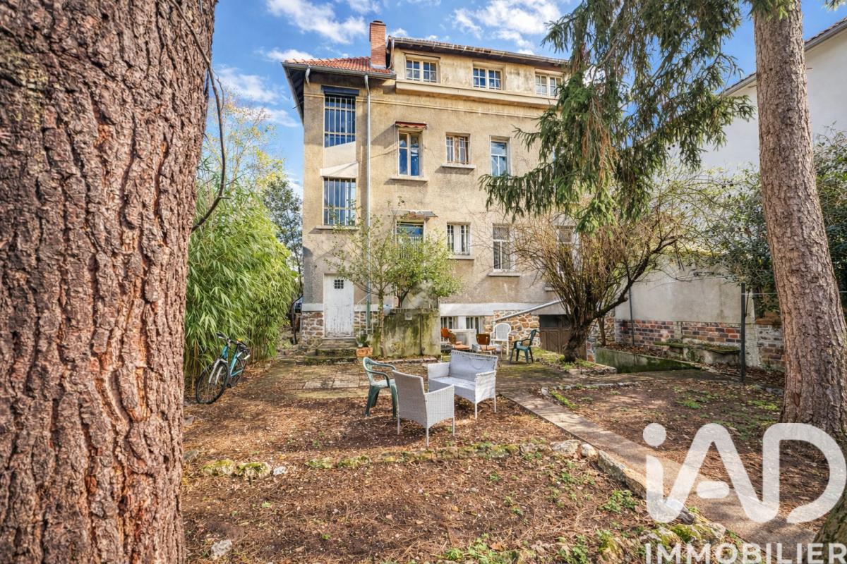 Maison 9 Pièce(s) Sceaux