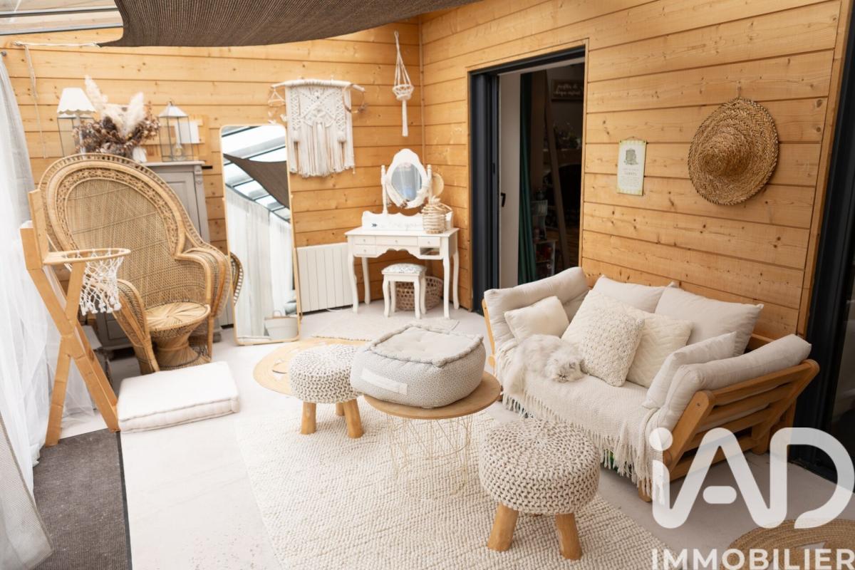 Maison 9 Pièce(s) Saint-Julien-de-Concelles