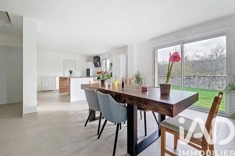 Maison 5 Pièce(s) Dannemois