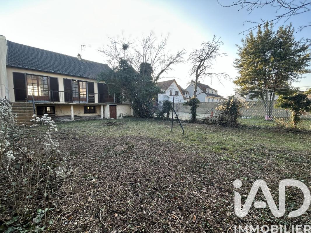 Maison 5 Pièce(s) Le Blanc-Mesnil