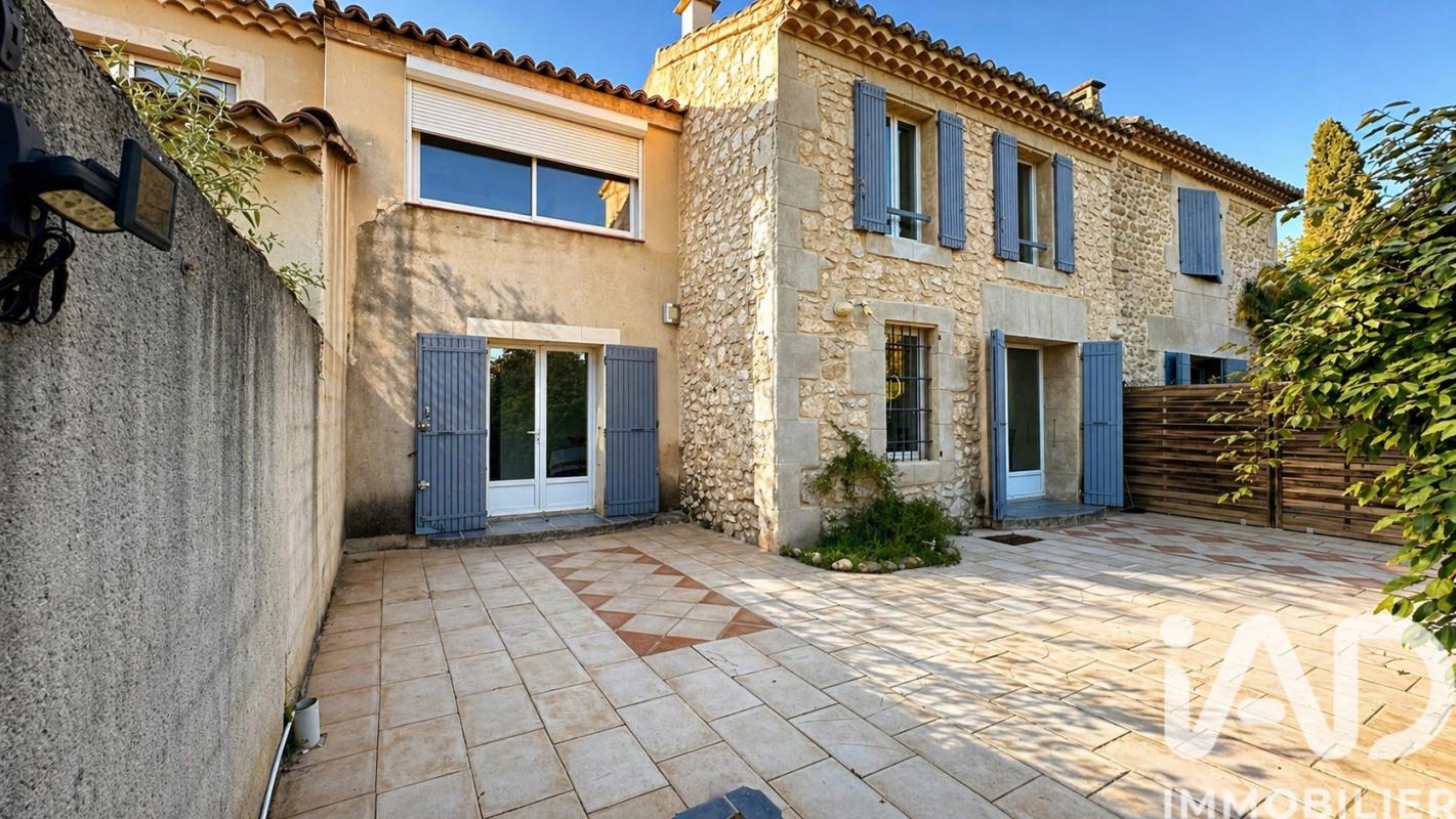 Maison 4 Pièce(s) Sénas