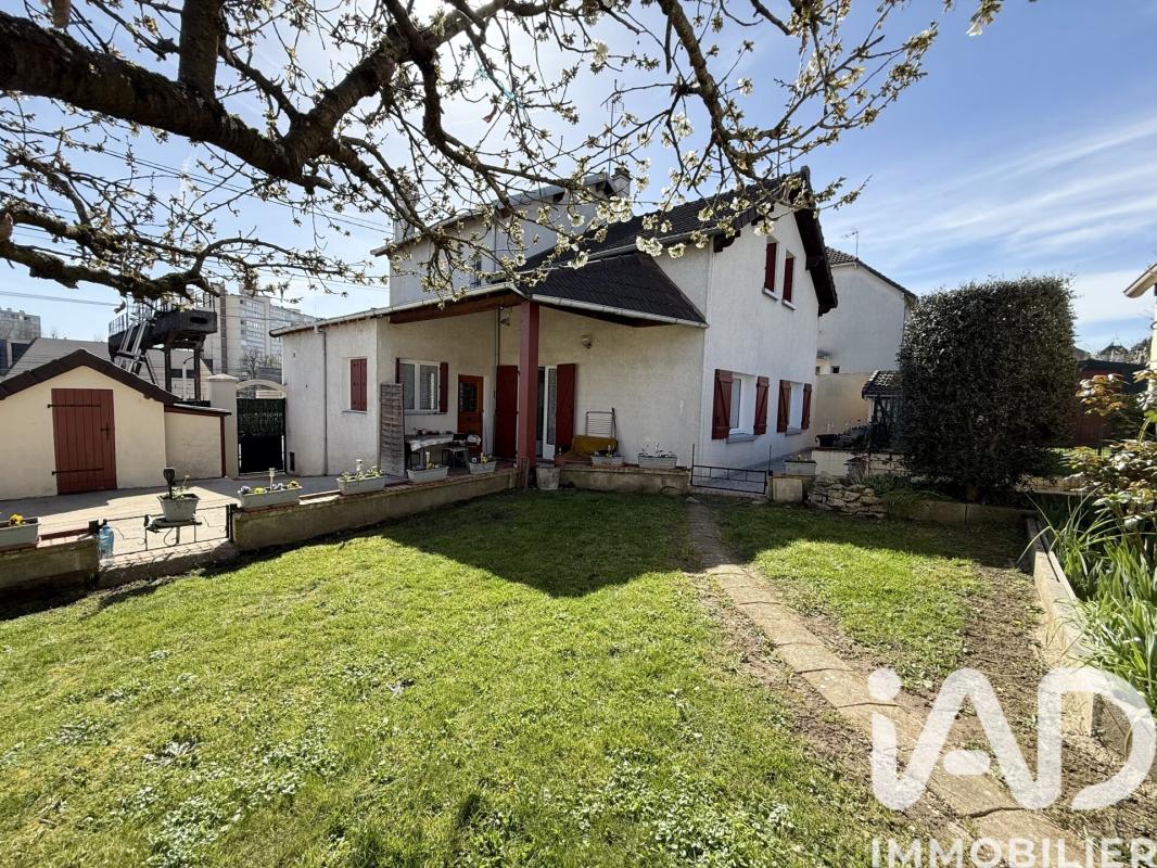 Maison 7 Pièce(s) Savigny-sur-Orge