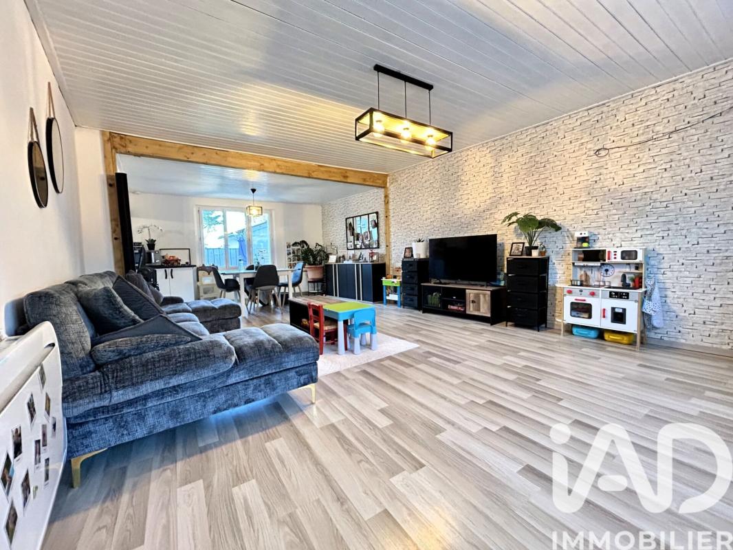 Maison 4 Pièce(s) Landeronde