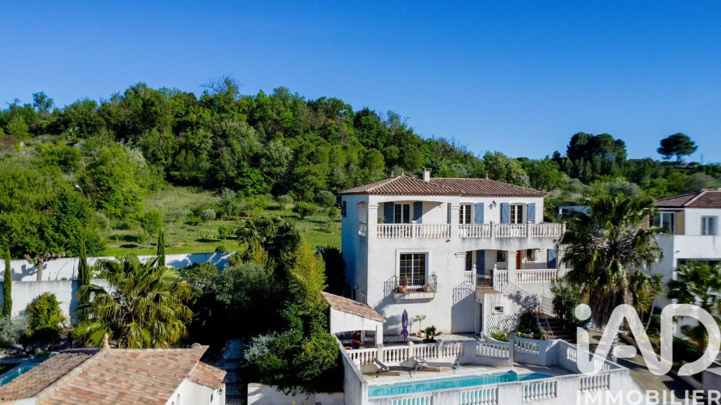 Villa 6 Pièce(s) Castelnau-de-Guers