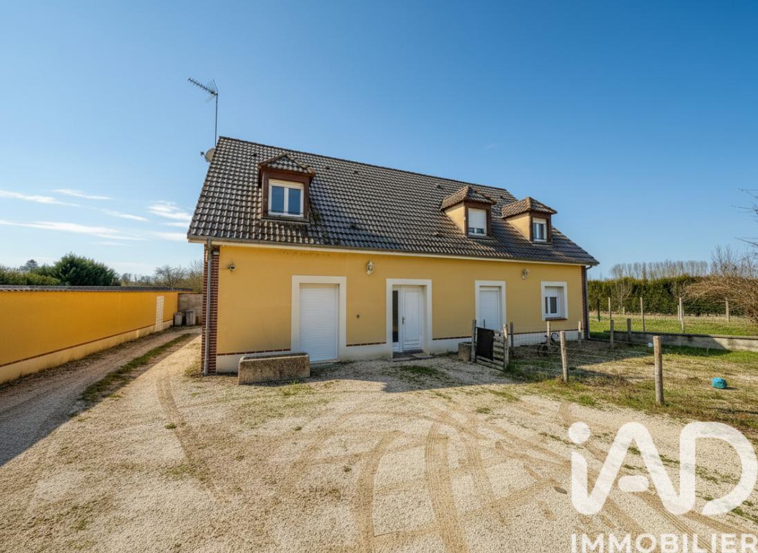 Maison 8 Pièce(s) Champlay