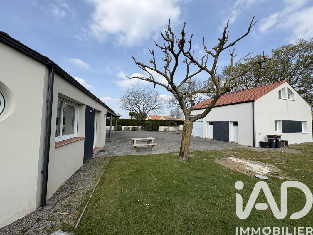 Maison 6 Pièce(s) Chauvé