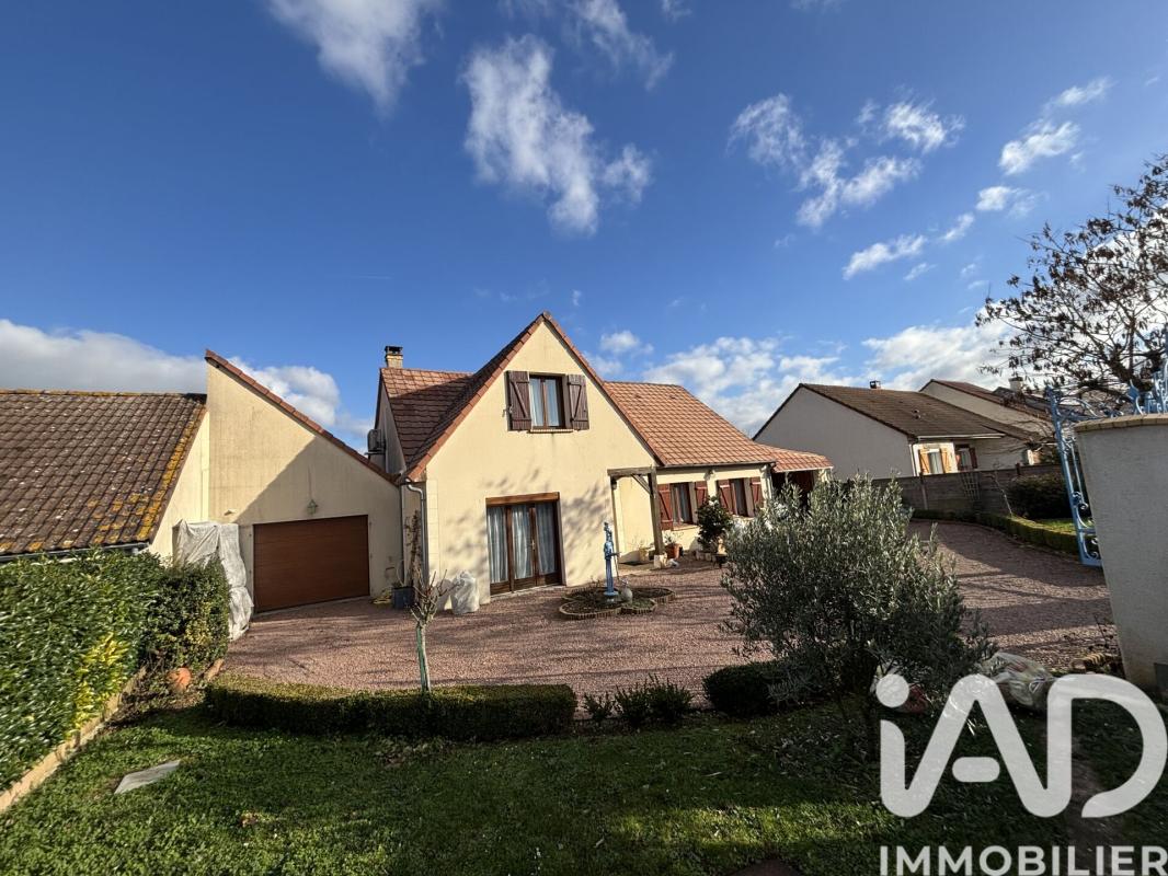 Maison 5 Pièce(s) Saint-Georges-sur-Arnon
