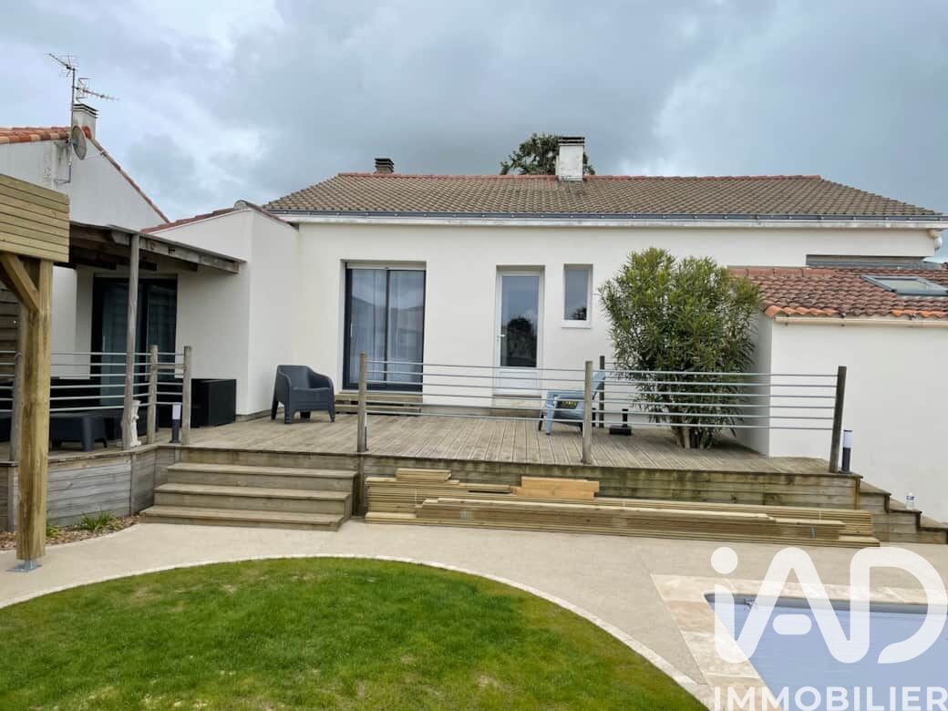 Maison 10 Pièce(s) Longeville-sur-Mer