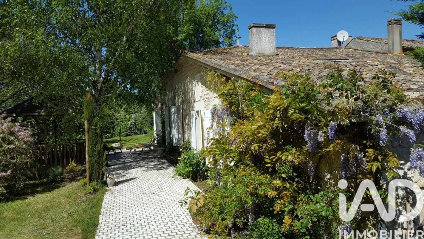 Maison 10 Pièce(s) Saint-Bonnet-sur-Gironde