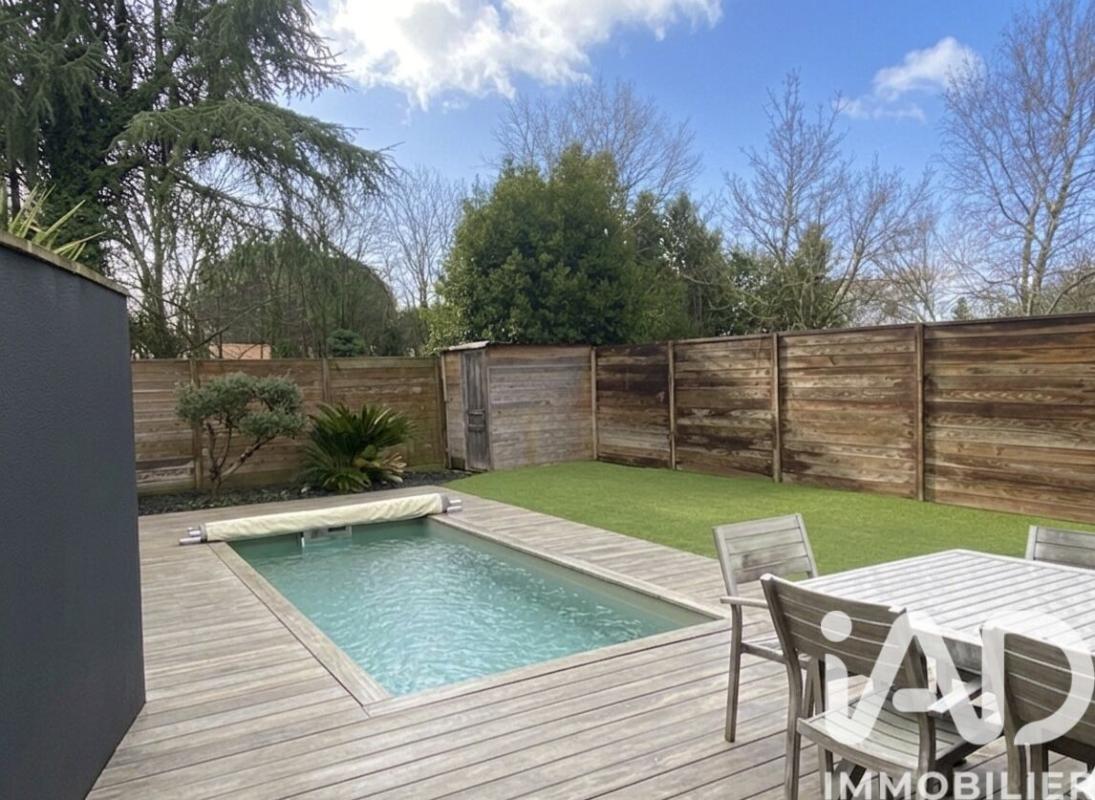 Maison 4 Pièce(s) Mérignac