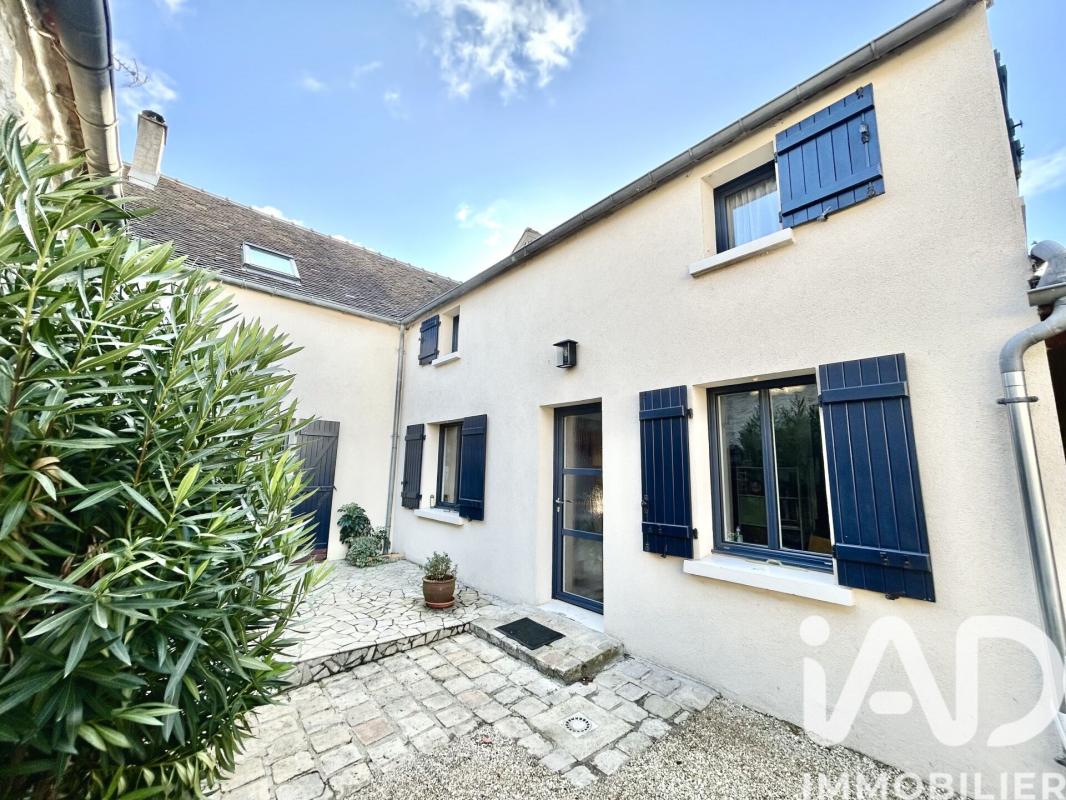 Maison 4 Pièce(s) La Chapelle-la-Reine