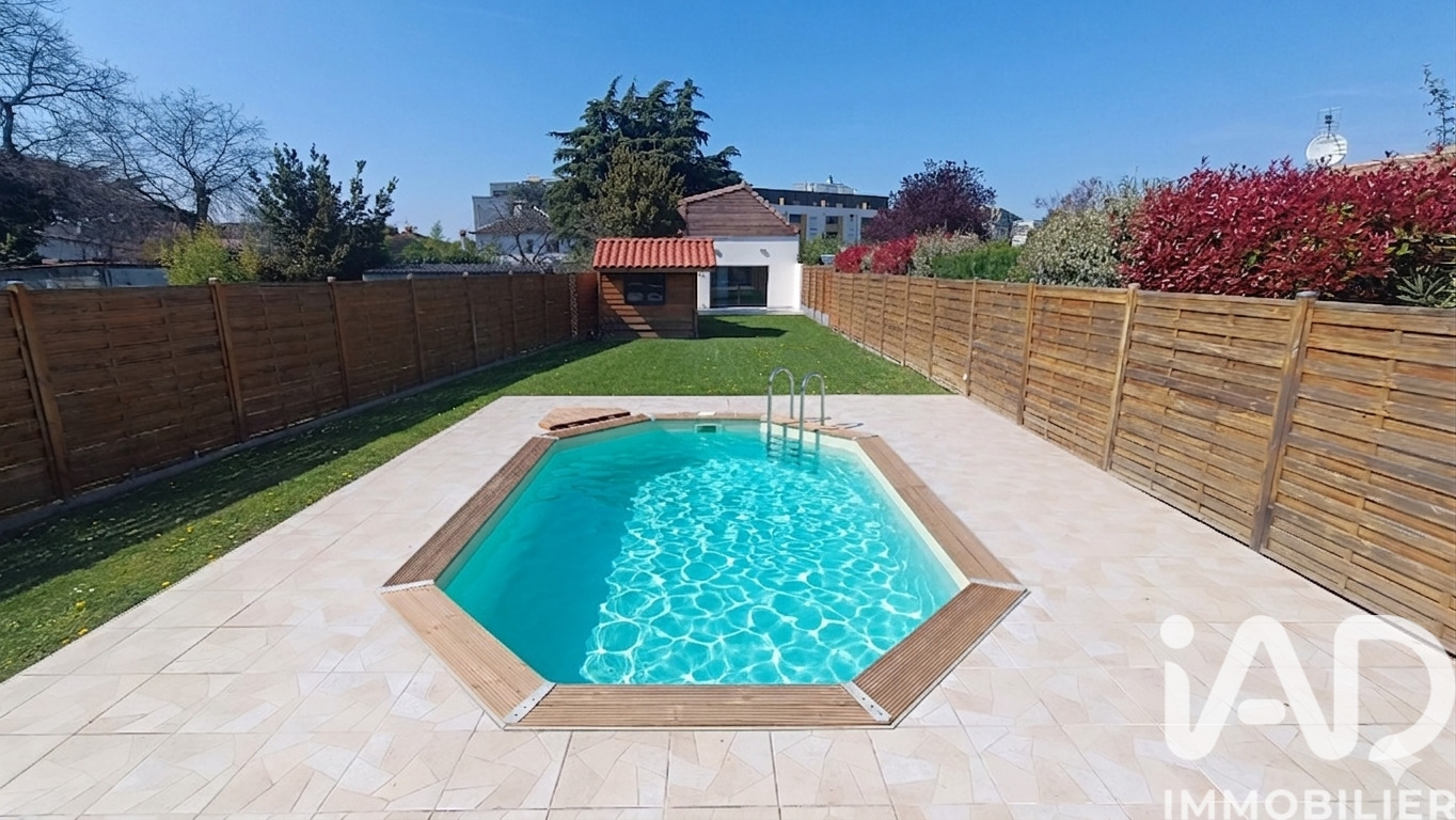 Maison traditionnelle 5 Pièce(s) Launaguet