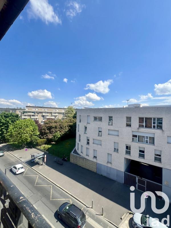 Appartement 2 Pièce(s) Stains