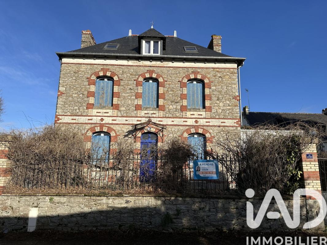 Maison 7 Pièce(s) Forges de Lanouée
