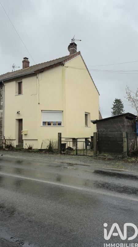 Maison de village 3 Pièce(s) Saint-Amand-Jartoudeix