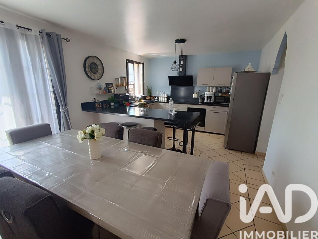 Maison traditionnelle 5 Pièce(s) Saint-Hilaire-de-Lusignan