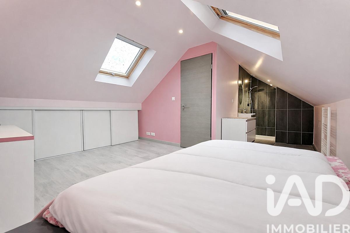 Maison 8 Pièce(s) Mandres-les-Roses - Photo 11