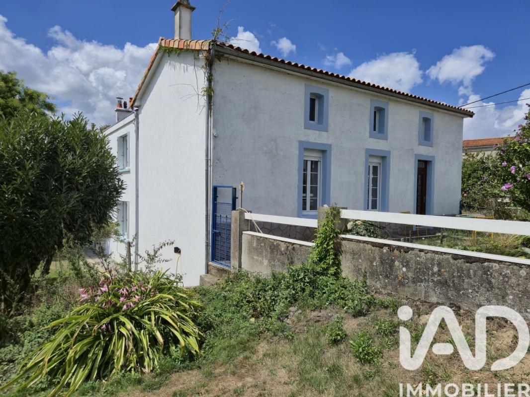 Maison 5 Pièce(s) Moncoutant-sur-Sèvre