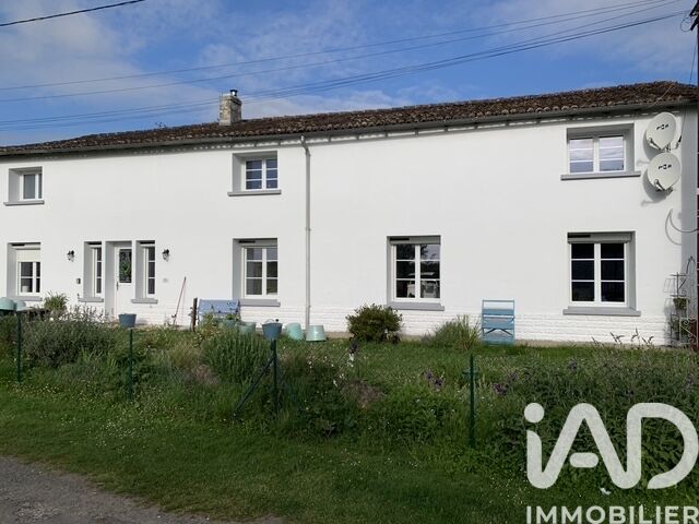 Maison 5 Pièce(s) Corme-Royal