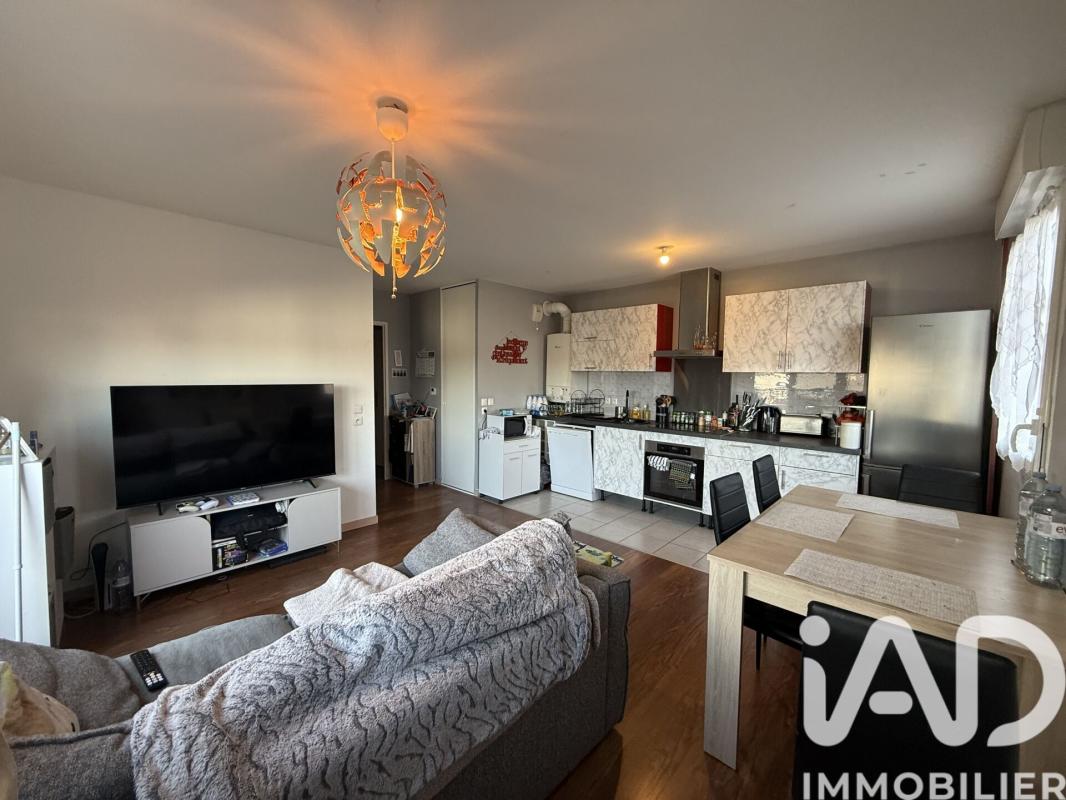 Appartement 3 Pièce(s) Vert-Saint-Denis